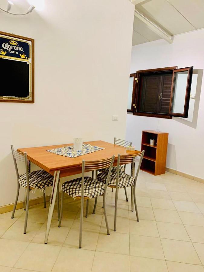 Casa Lucinzina Villa Agnone Bagni Eksteriør billede